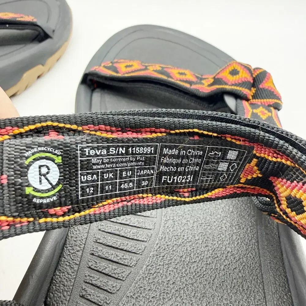 Teva mens hurricane